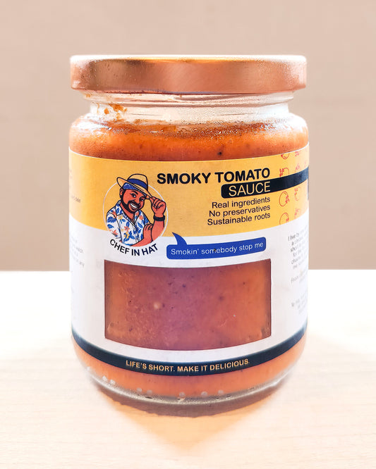 Jar of organic smoky tomato sauce, ideal as ketchup or for pastas.